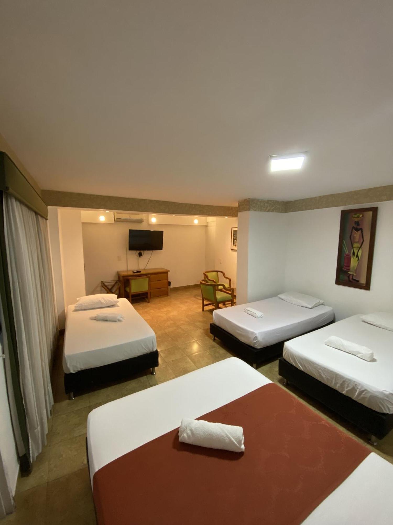 Hotel Laureles 70 Medellín Exterior foto